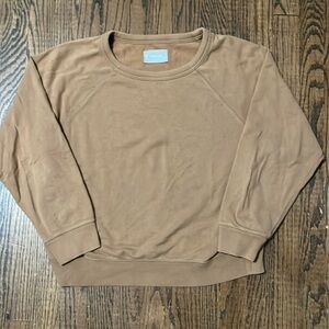 Everlane crewneck sweatshirt. Size L, but fits like a M